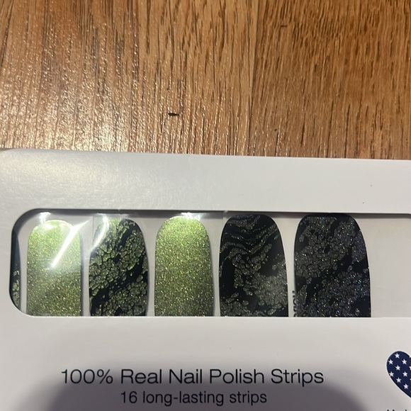 Halloween Color Street - Picture 2 of 3